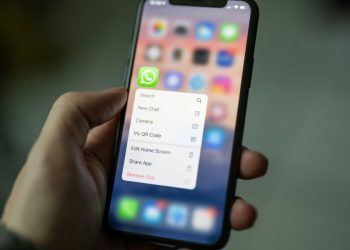 whatsapp-local-storage-claim-raises-apple-privacy-questions-–-techrepublic