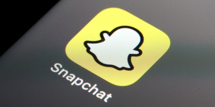 snapchat-launches-ai-clips-feature-to-convert-still-photos-into-dynamic-videos-on-the-platform