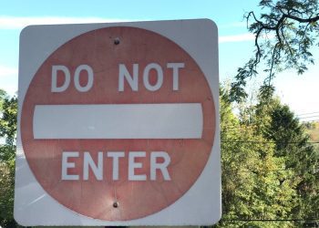 police-capture-suspect-after-wrong-way-escape,-crash,-manhunt-|-lamorinda,-ca-patch