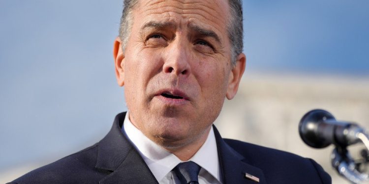 hunter-biden-is-crushing-tr*mp-on-twitter-and-winning-over-maga-–-queerty