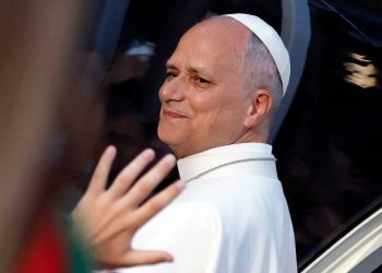 in-emotional-meeting,-pope-gives-young-people-a-mission-–-aleteia