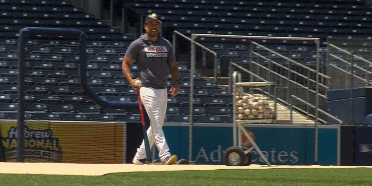 talking-baseball-with-woosox-manager-iggy-suarez-on-inside-the-clubhouse-–-ny-state-of-politics
