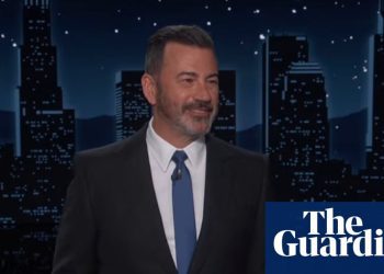 jimmy-kimmel-on-trump:-‘about-as-popular-in-new-york-as-pineapple-on-pizza’