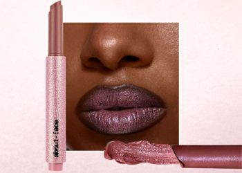 shoppers-say-this-sparkly-lip-color-lasted-through-two-starbucks-drinks-—-&-‘didn’t-feather’