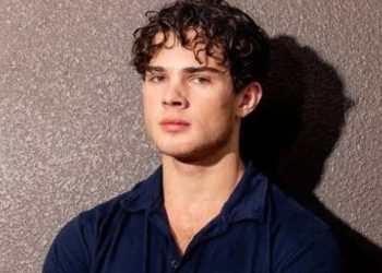 twitch-streamer-clavicular-revealed-his-post-surgery-face-as-years-of-looksmaxxing-content-…