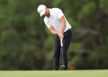 clark-leads-us-open-in-early-second-round-action-|-the-straits-times