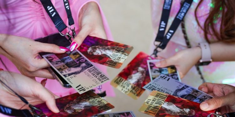 the-science-behind-ticketing:-how-artists-&-their-teams-price-tours-–-billboard