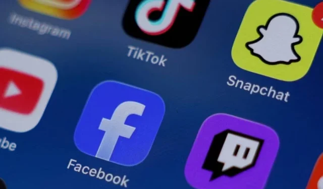 australia-toughens-kids’-social-media-ban,-doubles-potential-penalties-for-tech-firms