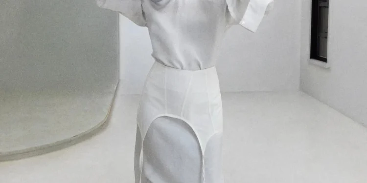 solange-gave-us-a-peak-into-her-fashion-archive-in-latest-instagram-post-–-essence