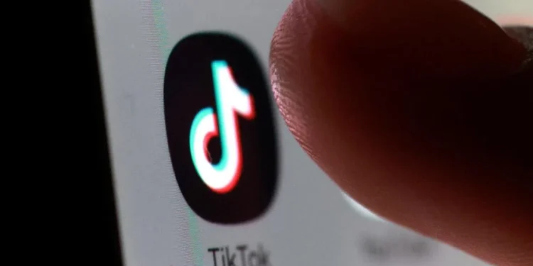 tiktok-settles-with-us-teenager-ahead-of-social-media-addiction-trial-|-the-straits-times