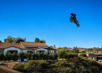 catch-up-on-the-latest-videos:-would-you-jump-this?