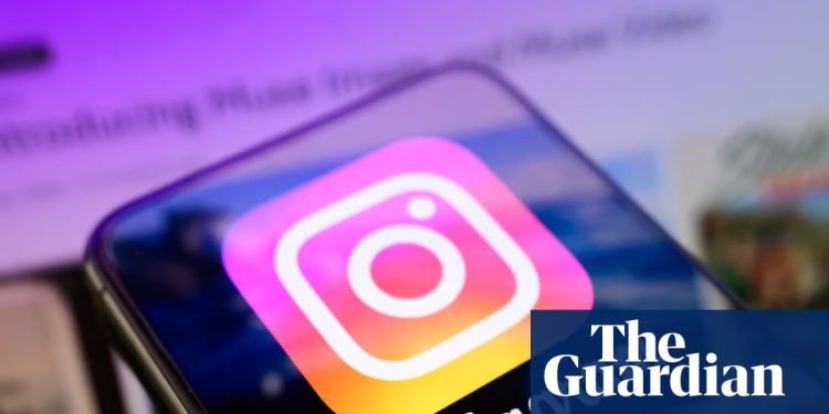 instagram’s-ai-image-generator-alarms-privacy-experts-–-the-guardian