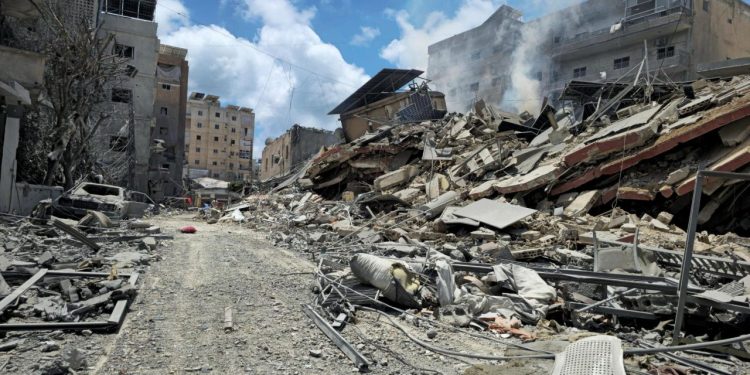 strikes-on-lebanon-continue-as-israeli-dm-says-they-are-‘applying-rafah-model’