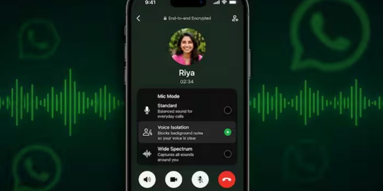 whatsapp-adds-native-iphone-microphone-mode-menu-for-instant-call-customization