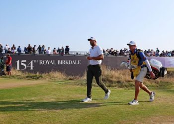 golf-south-korea’s-kim-leads-open-as-burns-falters-|-102.7-wbow