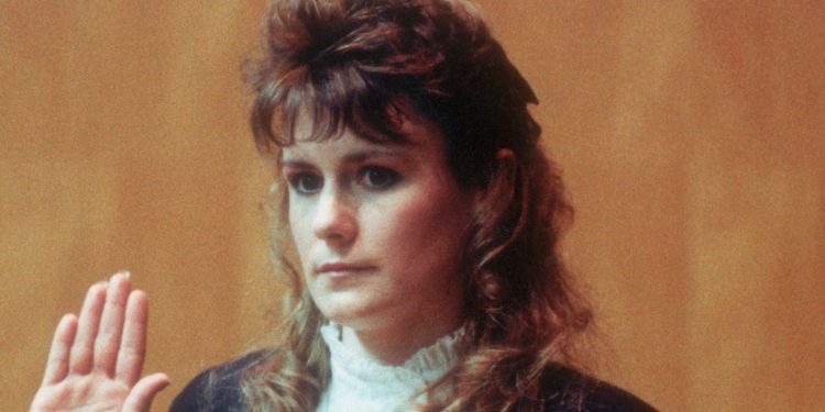 watch-pamela-smart-seeks-to-overturn-conviction-for-plotting-husband’s-1990-murder-with-student