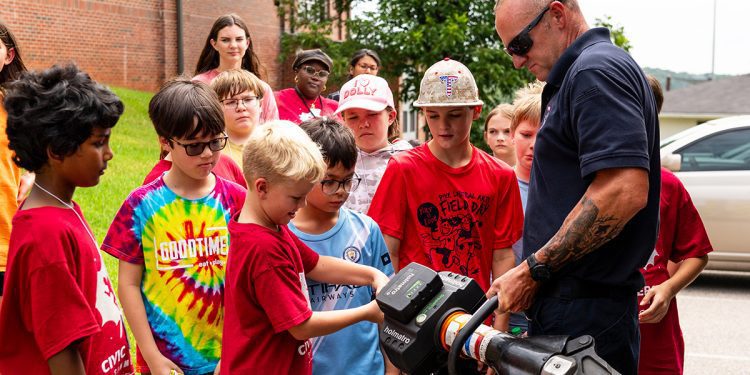 civic-heroes-camp-at-troy-teaches-history,-government-and-how-to-be-a-good-citizen