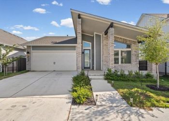 9704-boathouse-dr,-austin,-tx-78744-|-realtor.com
