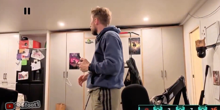 watch:-twitch-streamer-reacts-to-earthquake-during-livestream-–-stuff