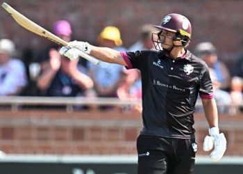 josh-helps-somerset-claim-metro-bank-derby-win