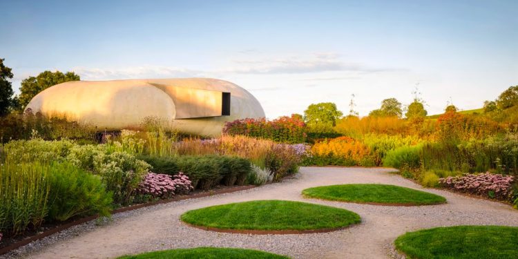 7-summer-date-day-trips-to-book-now-–-the-handbook