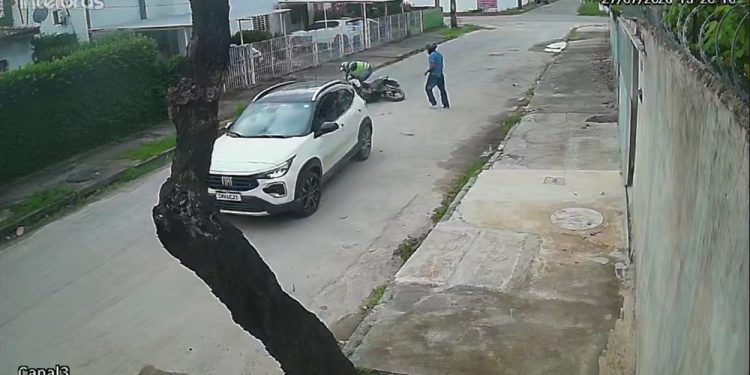 motorista-escapa-de-assalto-e-atropela-criminosos-no-recife;-video-–-g1-–-globo
