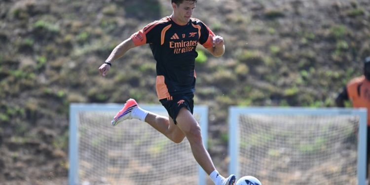 head-to-youtube-to-watch-our-girona-clash-–-arsenal.com