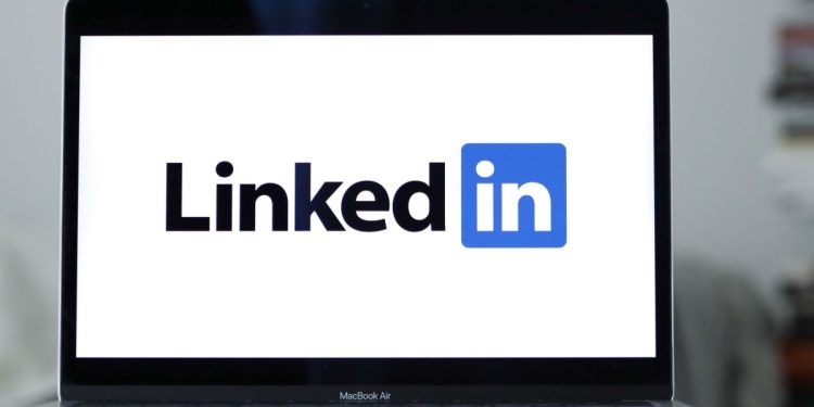 linkedin-seeks-to-block-depositions-of-senior-leaders-in-ongoing-antitrust-class-action