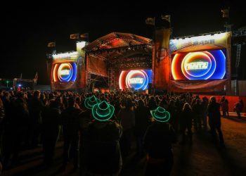 australia’s-biggest-outback-music-festival-sells-out-2026-edition-–-billboard