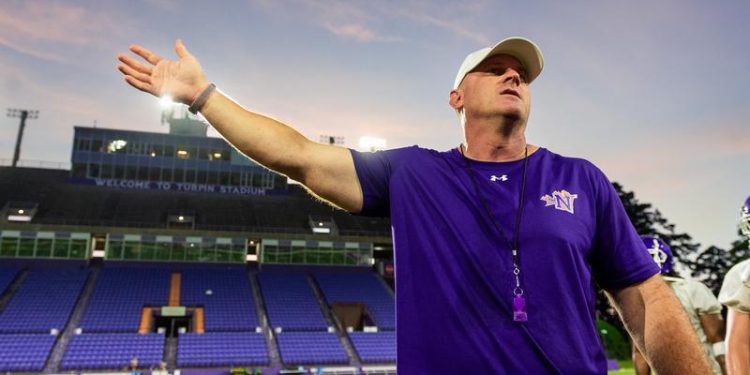 offense-sets-pace-during-demons-first-full-pads-practice-–-northwestern-state-university-athletics