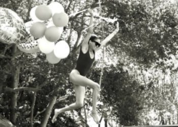 meghan-markle-celebrates-her-45th-birthday-with-a-big-splash-and-video-of-her-dancing