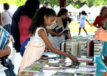 durham-literacy-event-gives-away-15,363-books-to-children-–-ednc