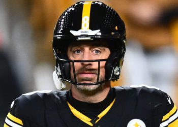 steelers-qb-aaron-rodgers-plans-$15-million-move-before-final-nfl-season