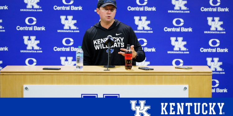 joe-sloan-press-conference-(aug.-15)-–-uk-athletics