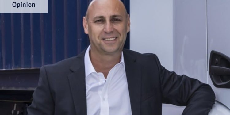 the-scots-old-boy,-the-whatsapp-messages-and-the-roosters-links-–-watoday
