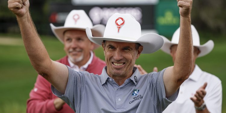 alker-beats-yang-in-a-playoff-to-win-rogers-charity-classic-in-calgary-–-panow