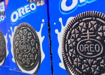 ‘oreogate’-on-instagram-went-viral.-but-was-it-all-a-fake-ad-for-an-ai-company?-–-business-insider