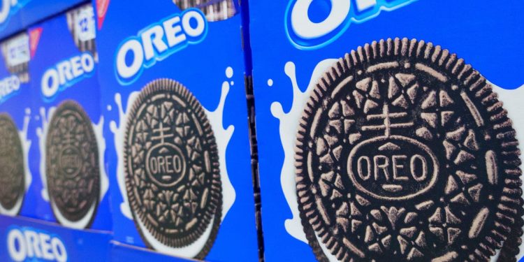 ‘oreogate’-on-instagram-went-viral.-but-was-it-all-a-fake-ad-for-an-ai-company?-–-business-insider