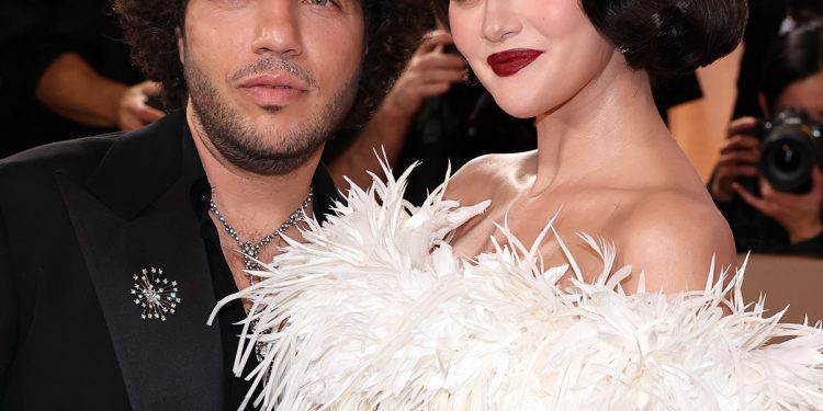 selena-gomez-has-2-words-about-future-family-plans-with-benny-blanco-–-e!-news