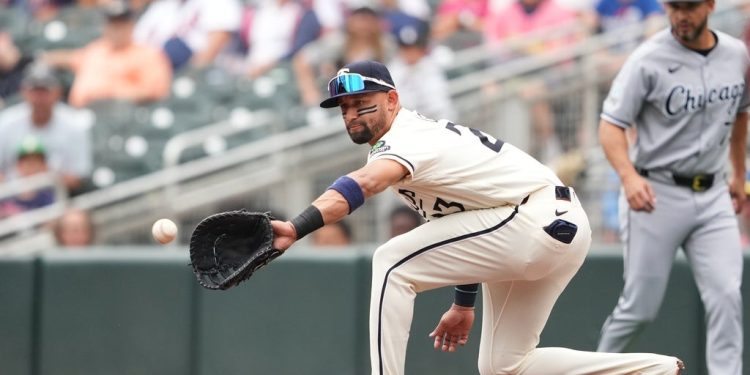 royce-lewis,-joe-ryan-interviews-from-twins-clubhouse-ahead-of-series-opener-vs.-guardians