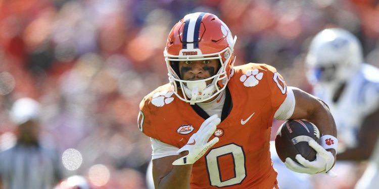 clemson-rookie-caps-stellar-nfl-debut-with-first-td