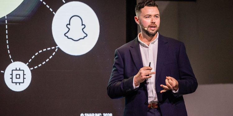 ‘instagram-is-the-mannequin,-snapchat-is-the-conversation’:-snap-draws-punchy-…-–-b&t