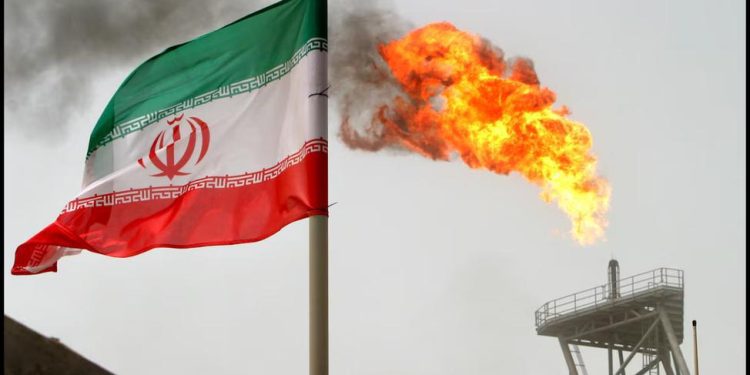 iran-youtube-stories:-journalist-exposes-intelligence-agents-running-iran’s-oil-industry