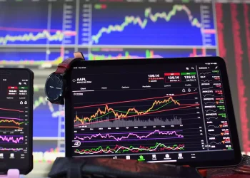 vimeo-inc.-stock-edges-higher-on-steady-user-growth-and-recent-quarterly-figures