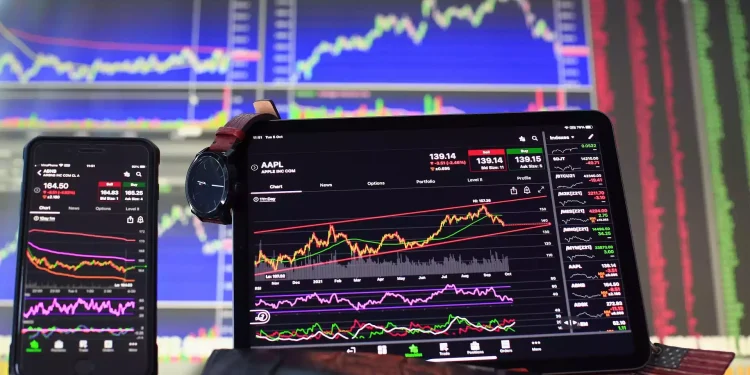 vimeo-inc.-stock-edges-higher-on-steady-user-growth-and-recent-quarterly-figures