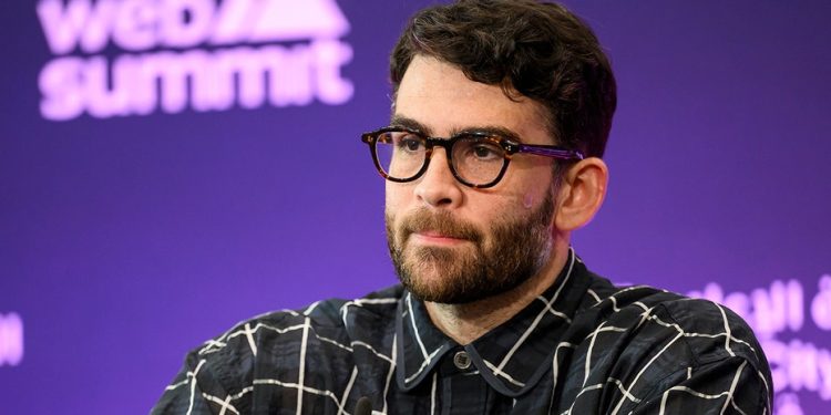 hasan-piker-admits-he-has-‘dialed-down’-his-opinions-after-public-and-democratic-backlash