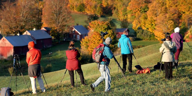 one-fall-instagram-photo-can-bury-a-tiny-town-in-traffic-–-the-weather-channel