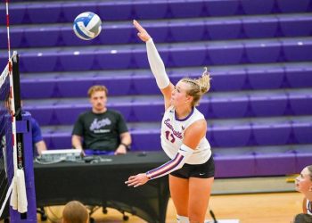 volleyball-opens-mvc-slate-at-meeks-family-fieldhouse-–-university-of-evansville-athletics