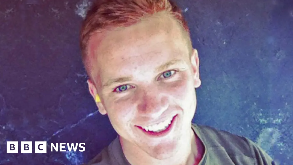 social-media,-hashtags-and-the-search-for-corrie-mckeague-–-bbc