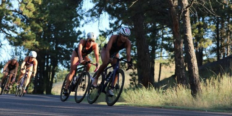magallon-earns-top-10-finish-at-desert’s-edge-collegiate-cup-sunday